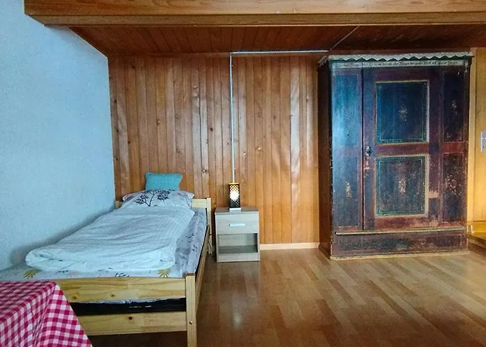 Mit Balkon Auf Bauernhof