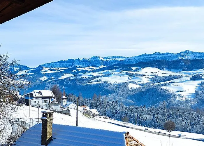 Mit Balkon Auf Bauernhof Farmház