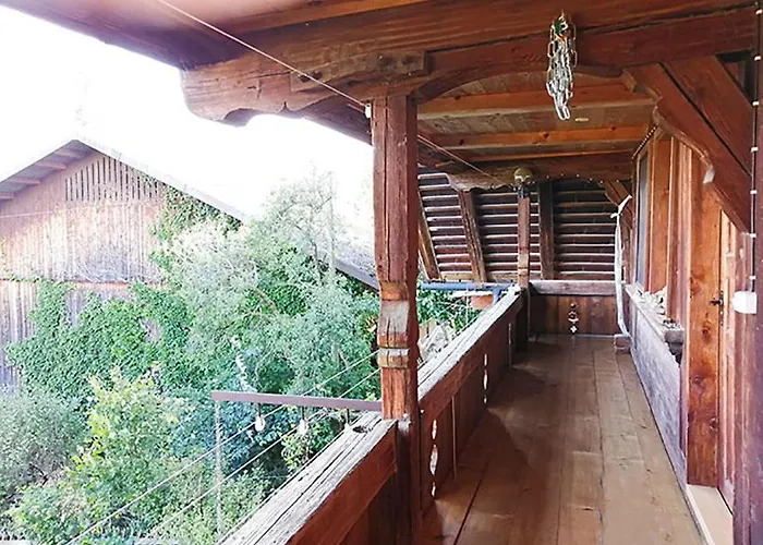 Mit Balkon Auf Bauernhof Farmház
