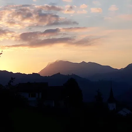 Mit Balkon Auf Bauernhof Gospodarstwo agroturystyczne *